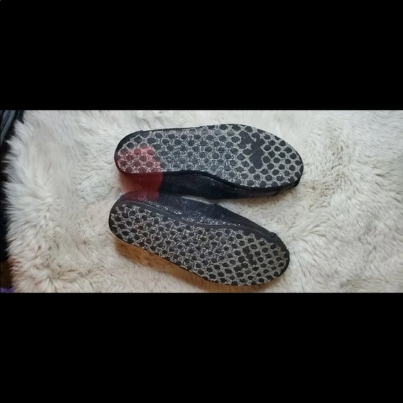 Tom’s W size 6 Sparkly Black Fabric Slip On - Picture 3 of 6
